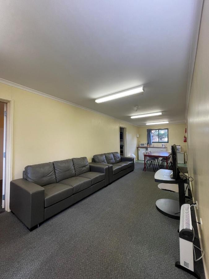 Southern Cross Motor Inn Беридейл Екстериор снимка