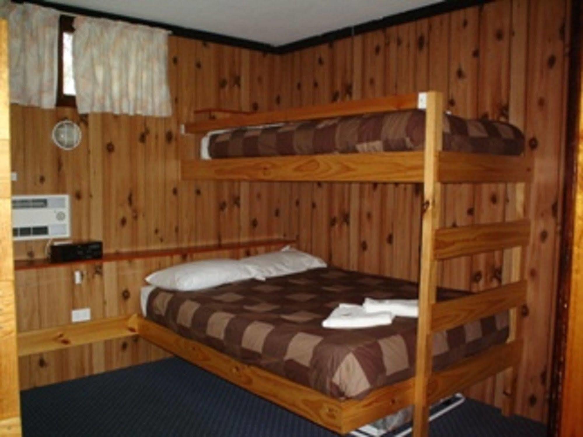 Southern Cross Motor Inn Беридейл Екстериор снимка